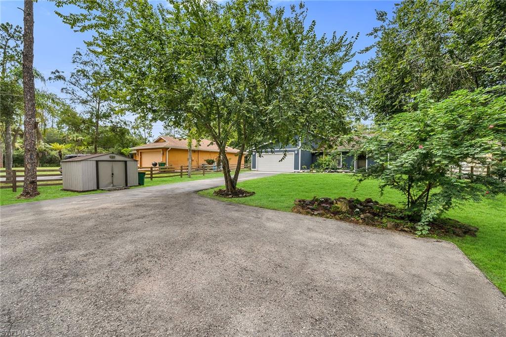 GOLDEN GATE ESTATES - Residential