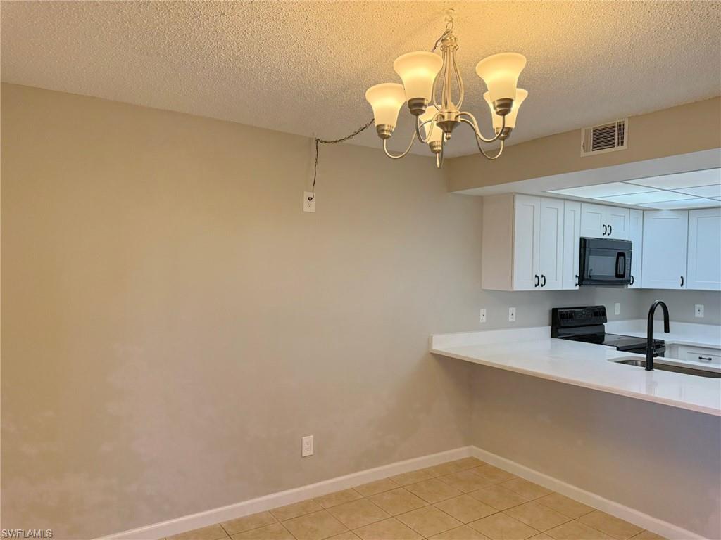 FOXMOOR VILLAGE CONDO - Residential