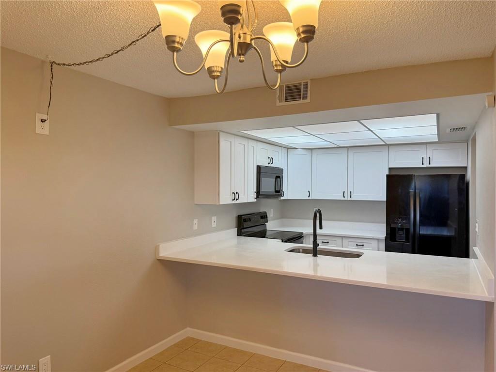FOXMOOR VILLAGE CONDO - Residential