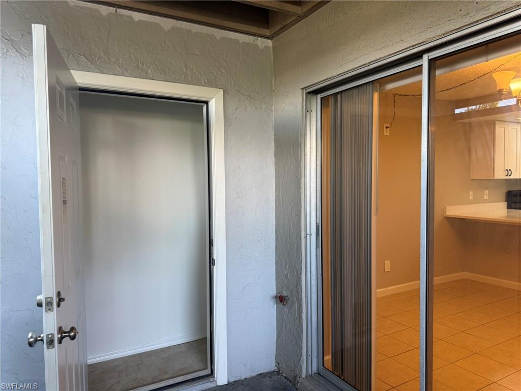 FOXMOOR VILLAGE CONDO - Residential