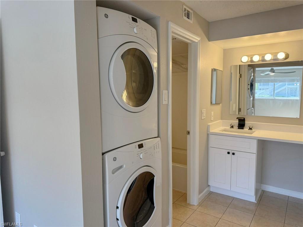 FOXMOOR VILLAGE CONDO - Residential