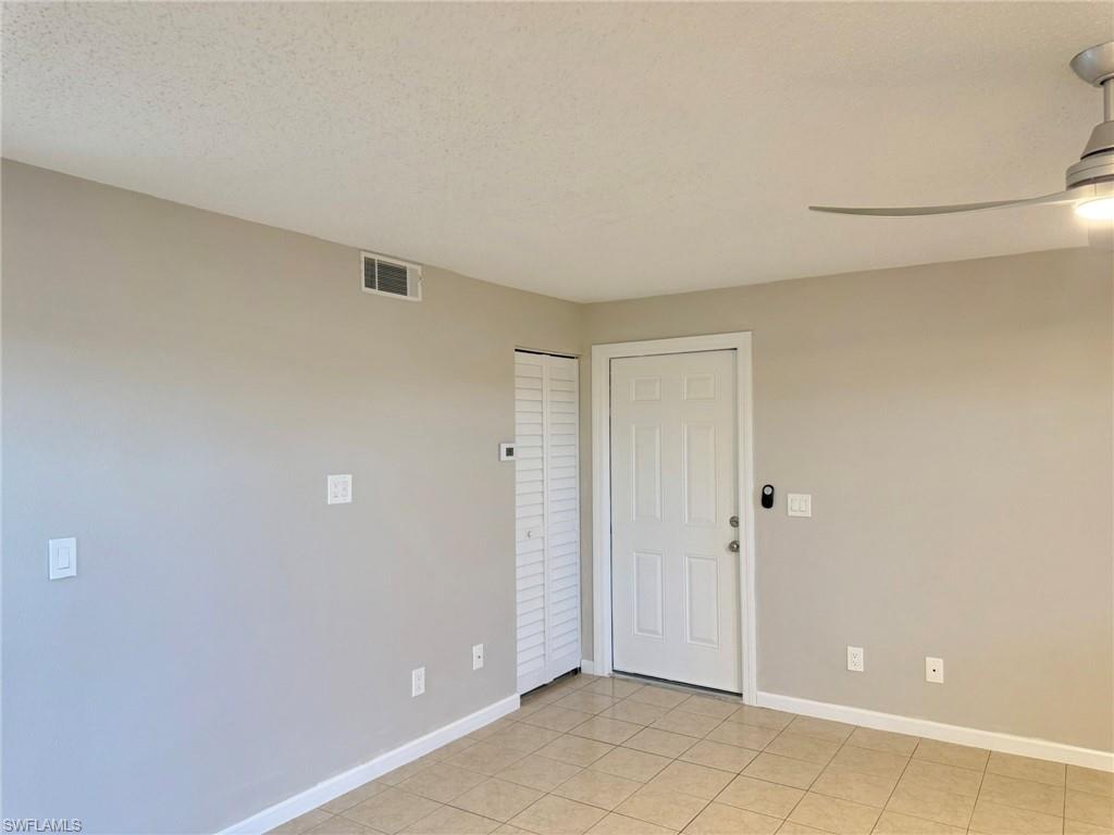 FOXMOOR VILLAGE CONDO - Residential