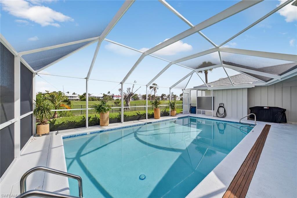 BEACHVIEW COUNTRY CLUB ESTATES - Residential