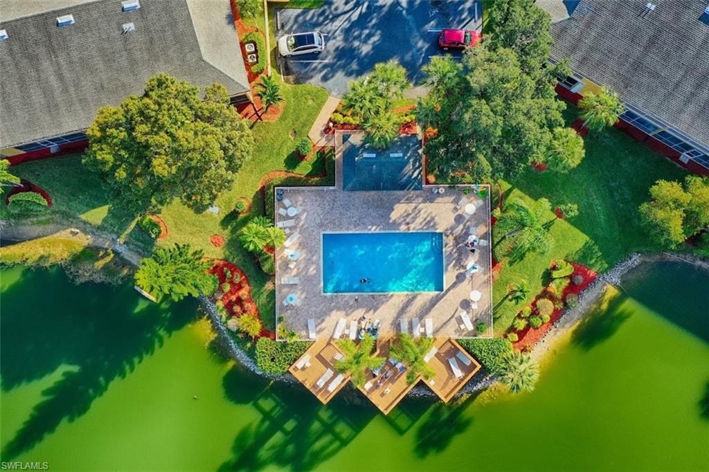 ABBEY ON THE LAKE - Residential
