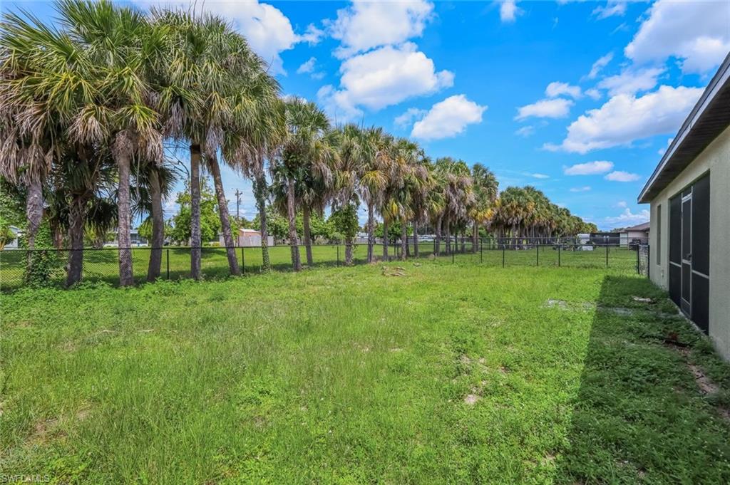 LEHIGH ACRES - Residential