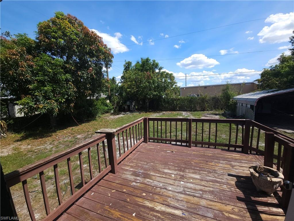 Well-suited for a multi-generational household, this 4-bedroom, 2-bath home offers comfortable living with solid flooring throughout and generous indoor and outdoor space. The property features a welcoming front yard, a large backyard, and a private deck ideal for grilling, relaxing, or entertaining.
A standout feature is the detached 2-car storage building located at the rear of the property—perfect for car enthusiasts, contractors, or anyone needing additional workspace or storage.
Rental Terms: Monthly Rent: $1,750
Security Deposit: $2,000
Application Fee: $50 per adult
Pets welcomed with applicable pet fee
Available for immediate occupancy
This home offers space, functionality, and flexibility in a convenient Fort Myers location.