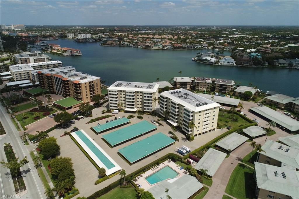 HARBORSIDE WEST - Residential