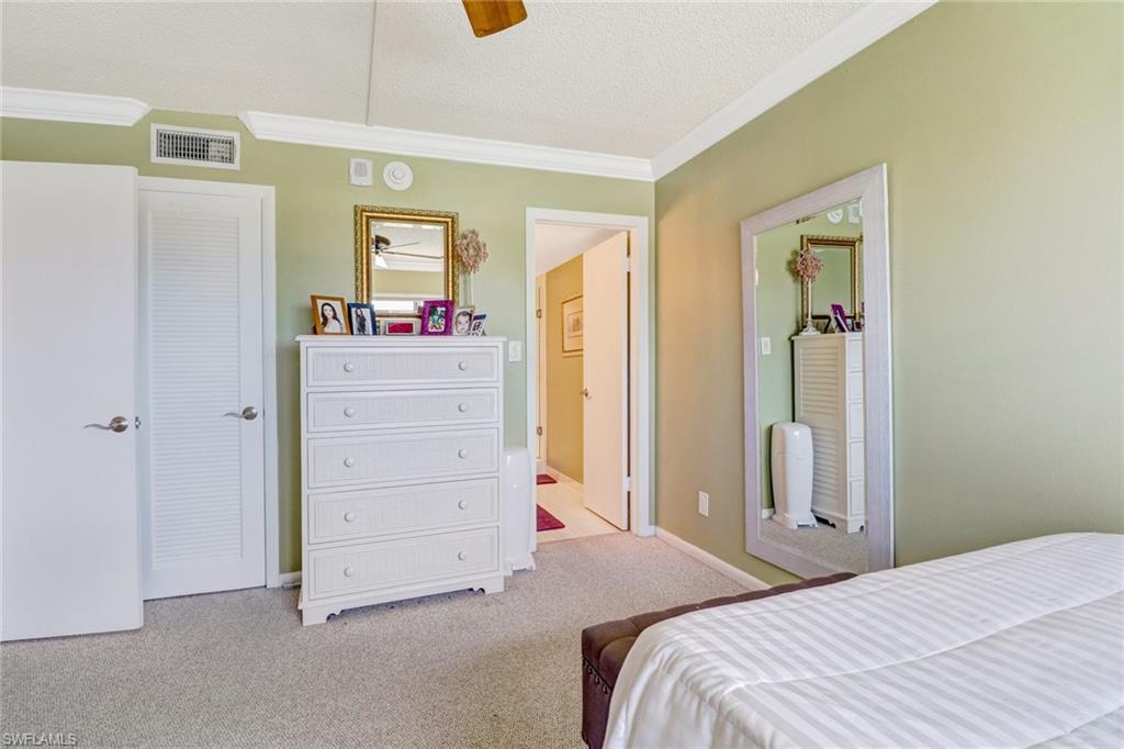 HARBORSIDE WEST - Residential