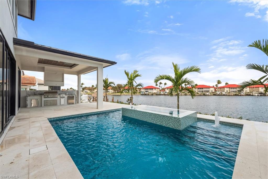 MARCO BEACH - Residential
