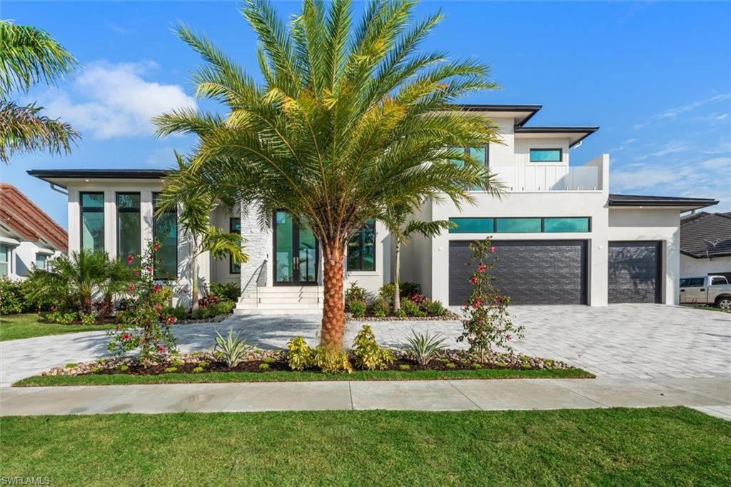MARCO BEACH - Residential