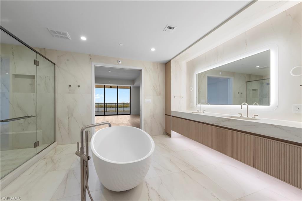 THE RITZ-CARLTON RESIDENCES ESTERO BAY - Residential