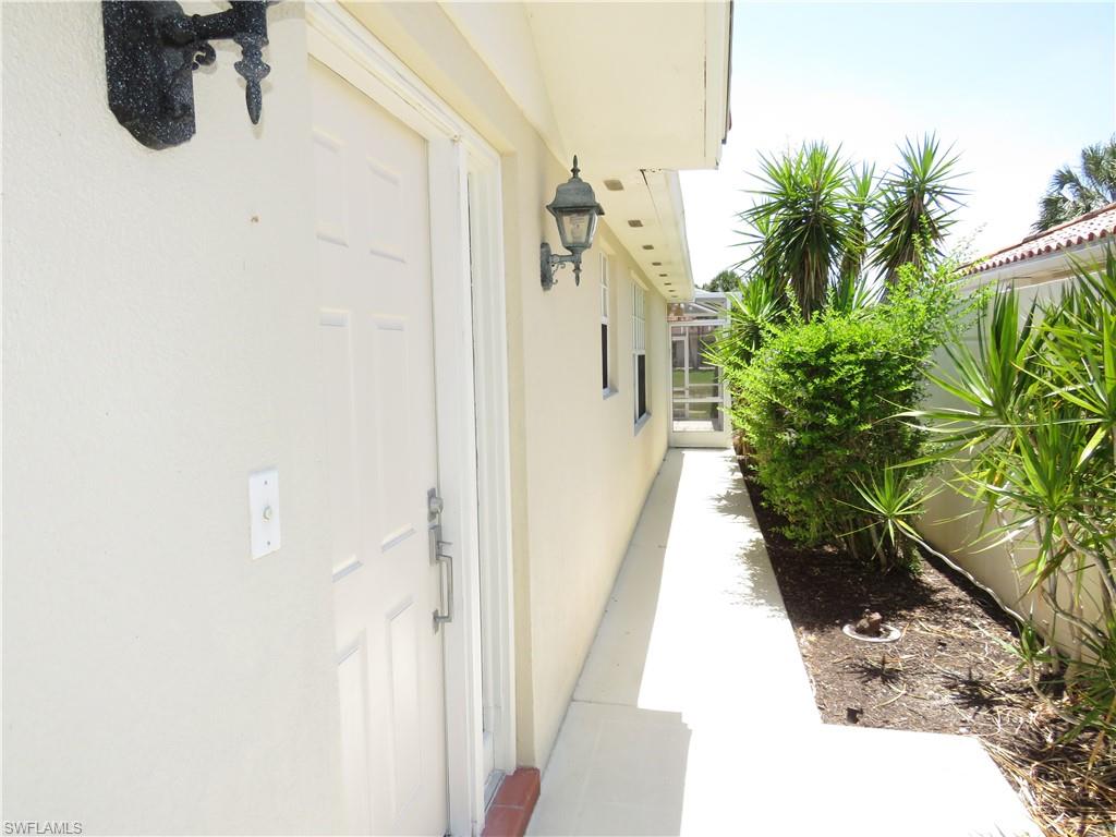 VILLAGE WALK - Residential Lease