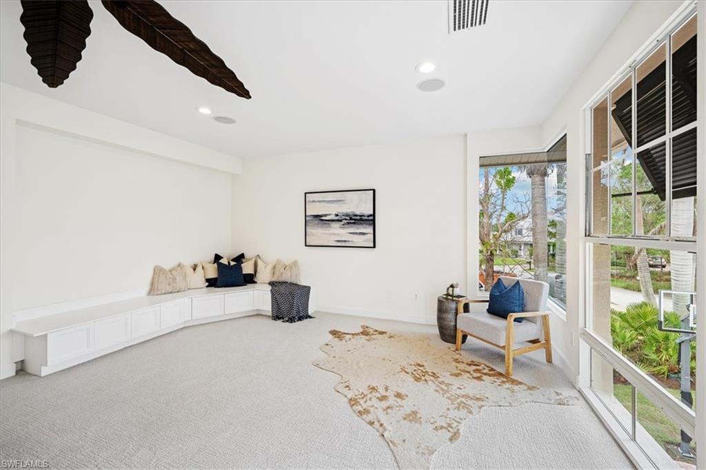 PARK SHORE - Residential