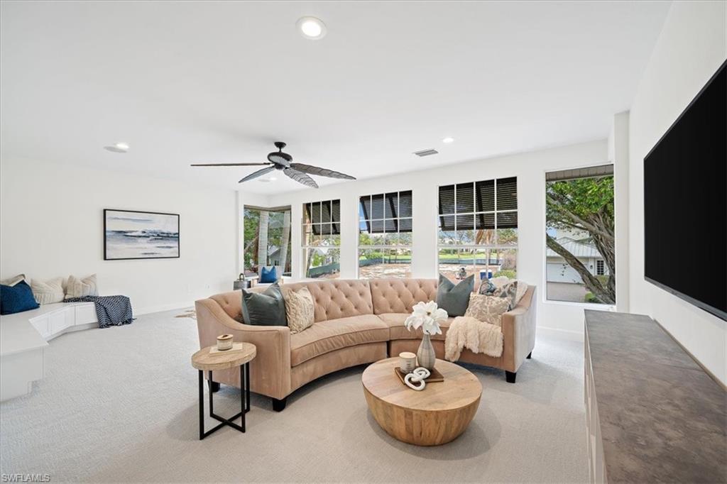 PARK SHORE - Residential