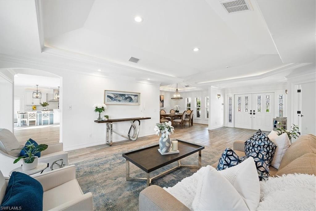 PARK SHORE - Residential