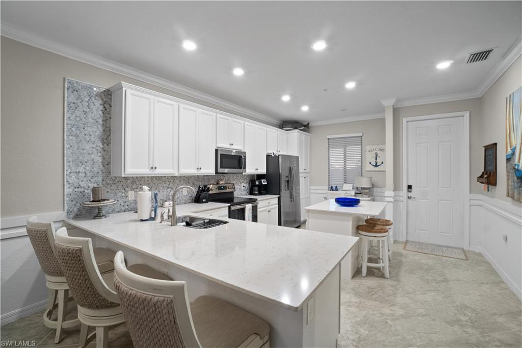 TREVI - Residential Lease