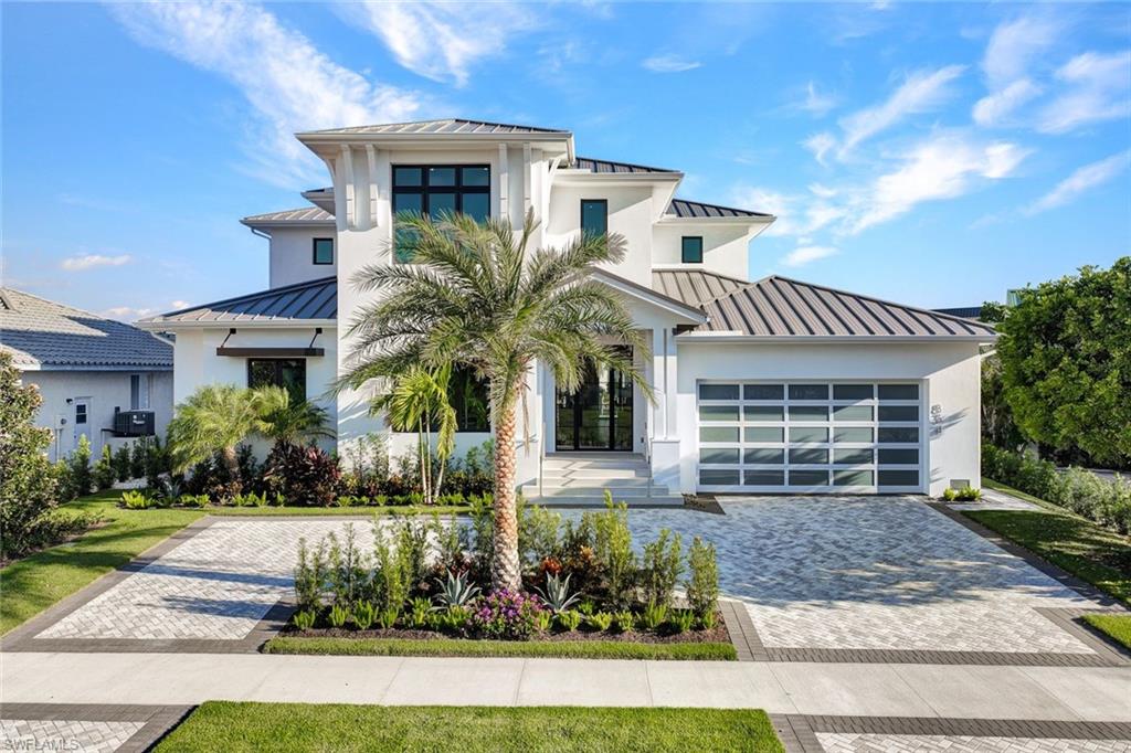 MARCO BEACH - Residential