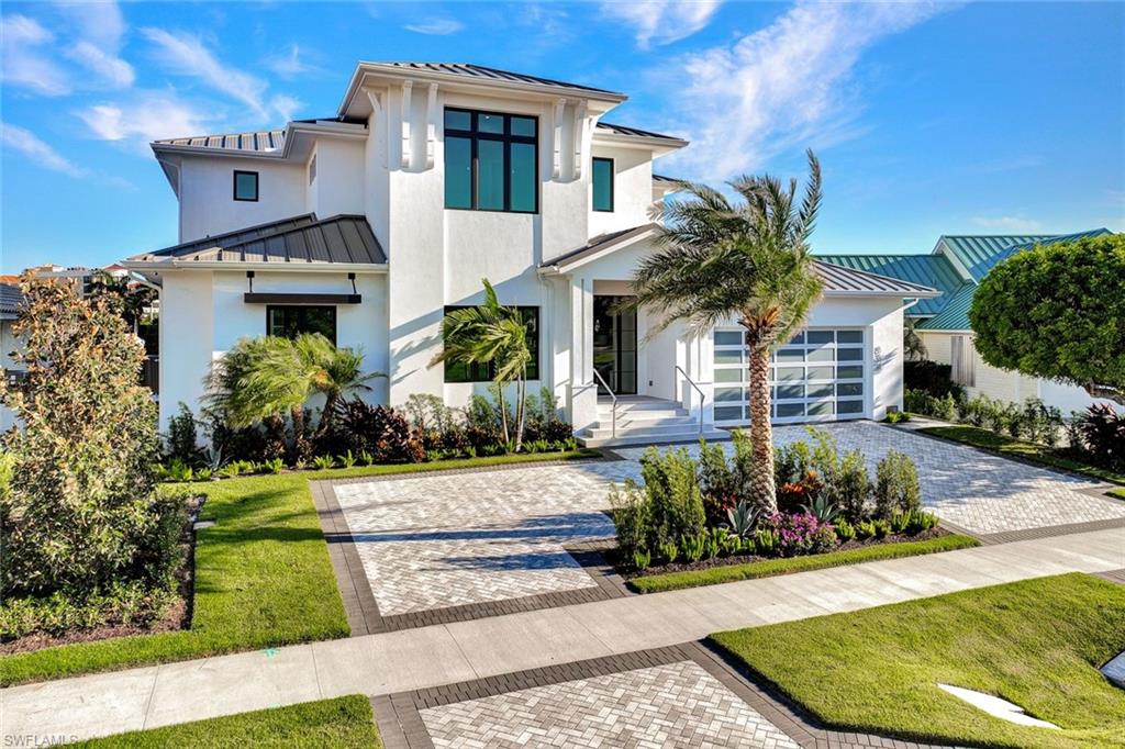 MARCO BEACH - Residential