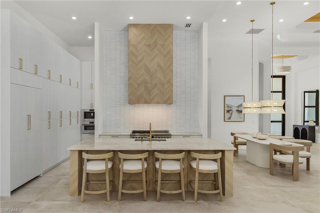 QUAIL WEST - Residential