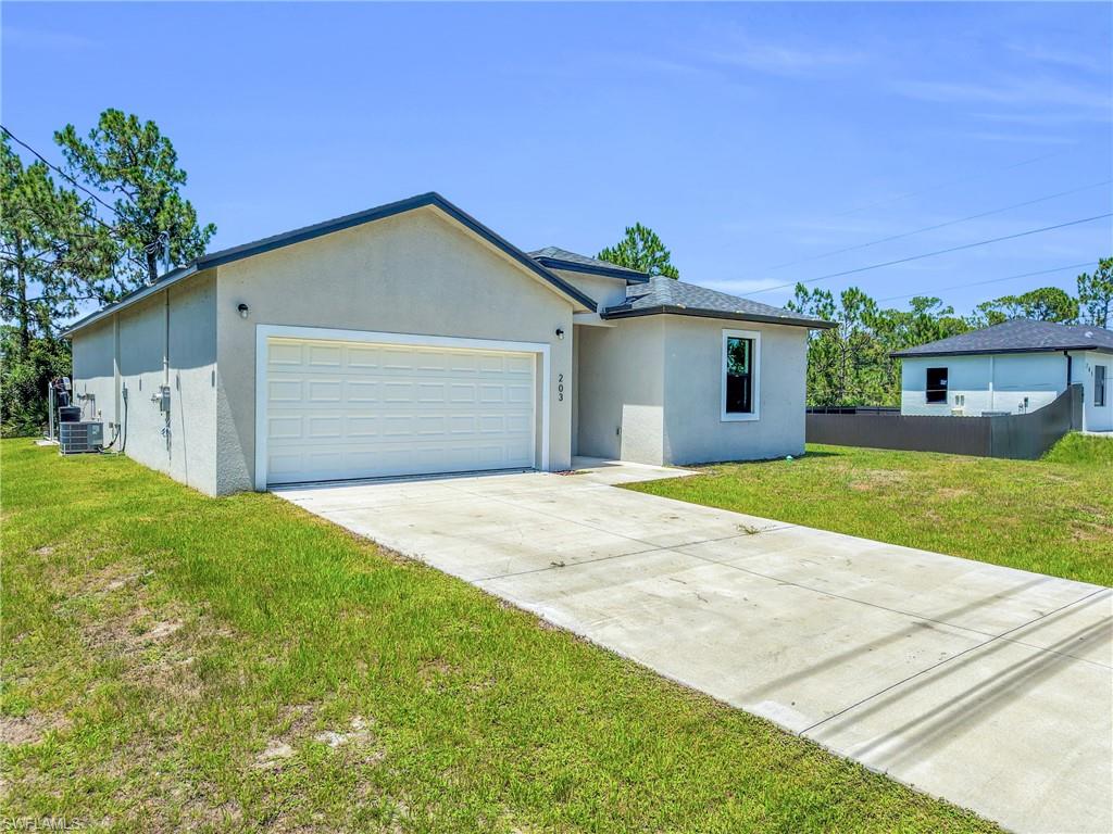 LEHIGH ACRES - Residential