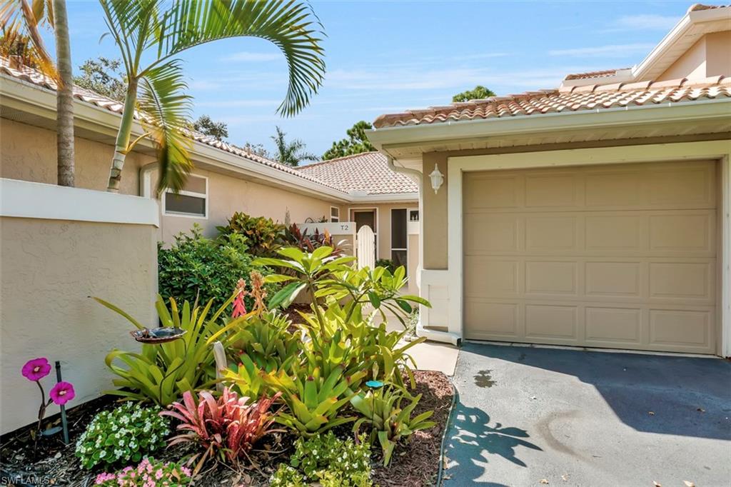 This coveted 3/2 Egret attached villa floor plan has a beautiful flow with its marvelous separation of Master and guest bedrooms making it feel like a home without the upkeep of a single family structure.