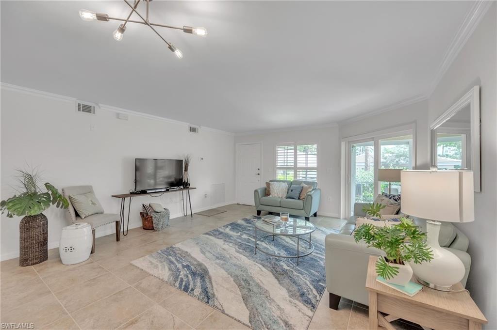 ST SIMONE - Residential Lease