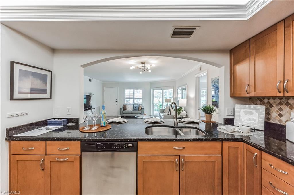 ST SIMONE - Residential Lease