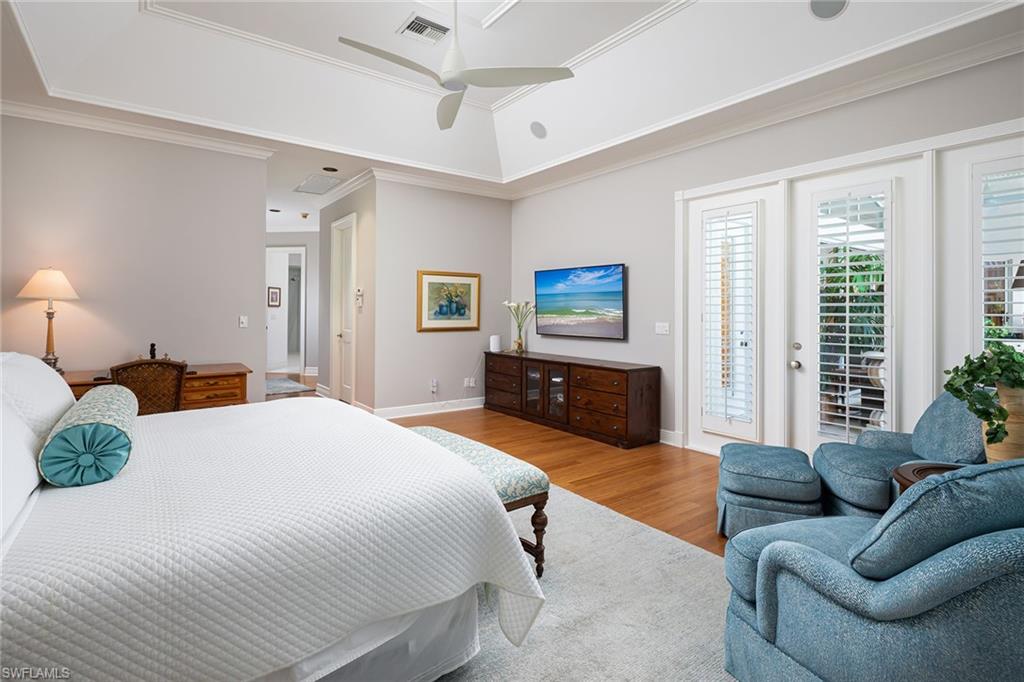BARRINGTON AT PELICAN BAY - Residential