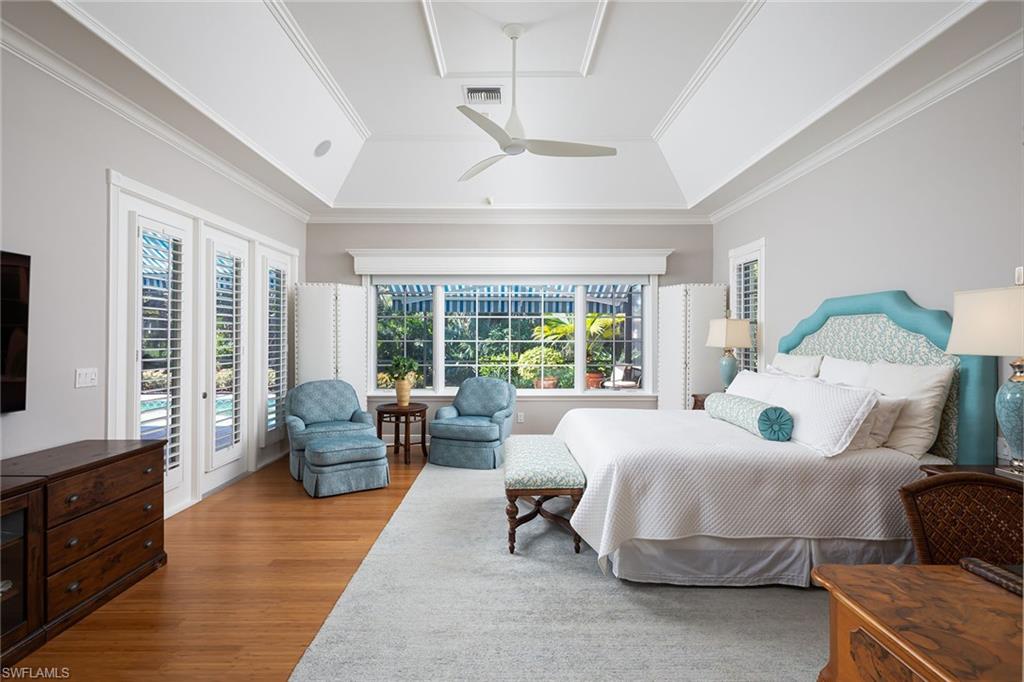 BARRINGTON AT PELICAN BAY - Residential