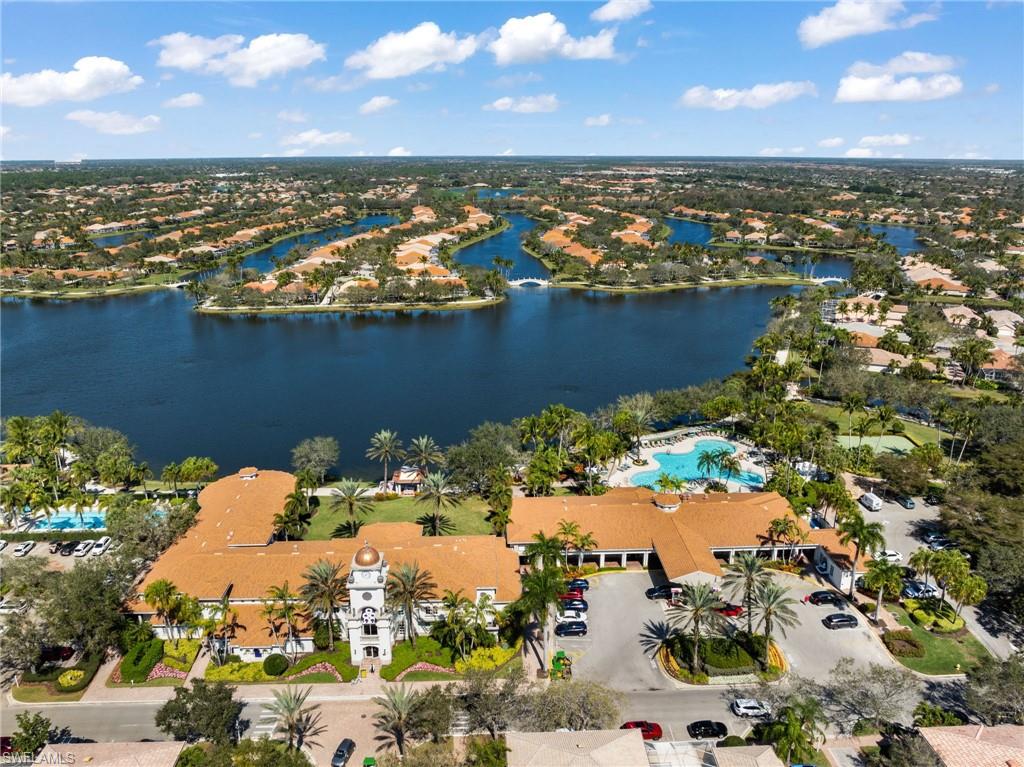 ISLAND WALK - Residential