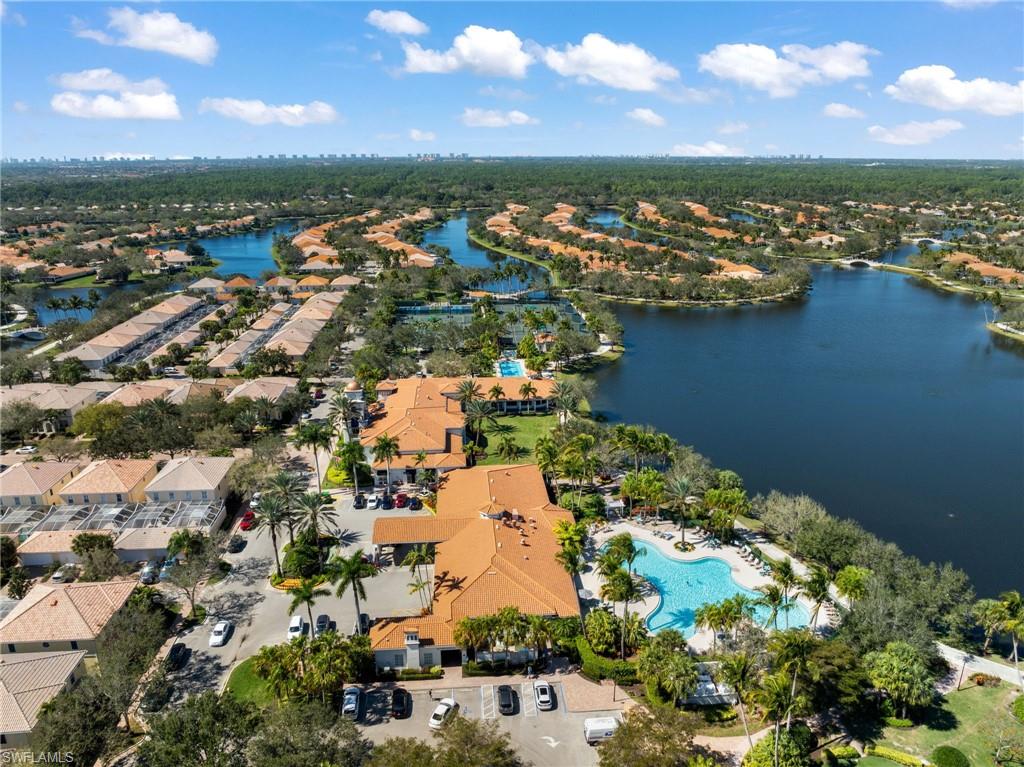 ISLAND WALK - Residential