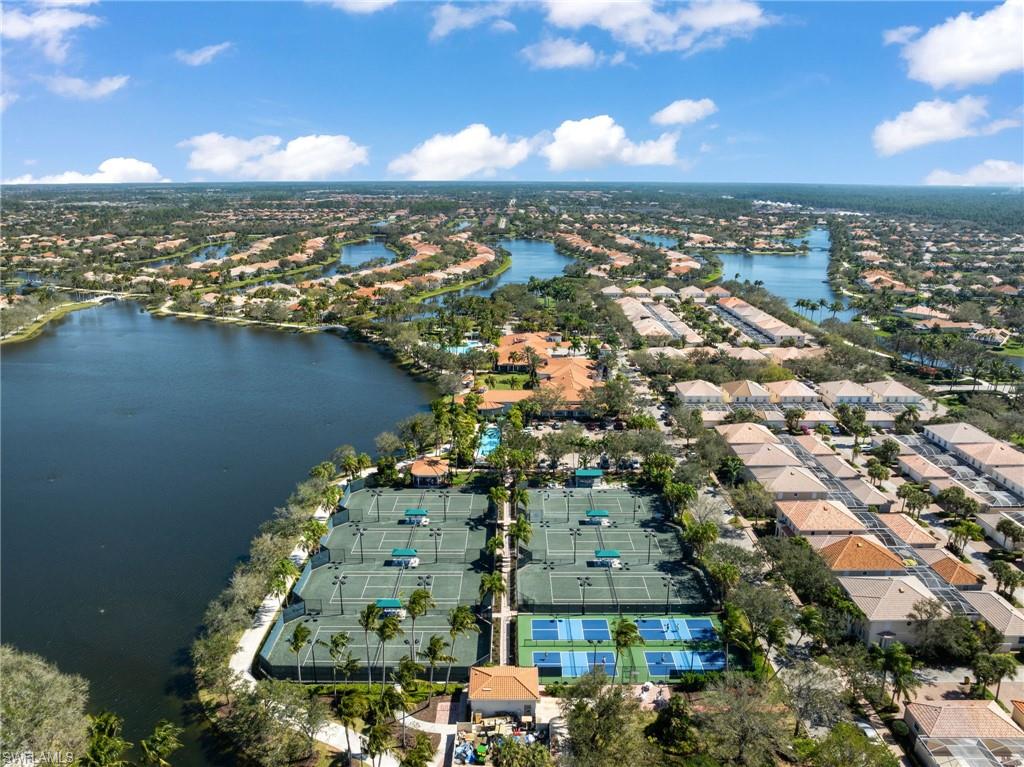 ISLAND WALK - Residential