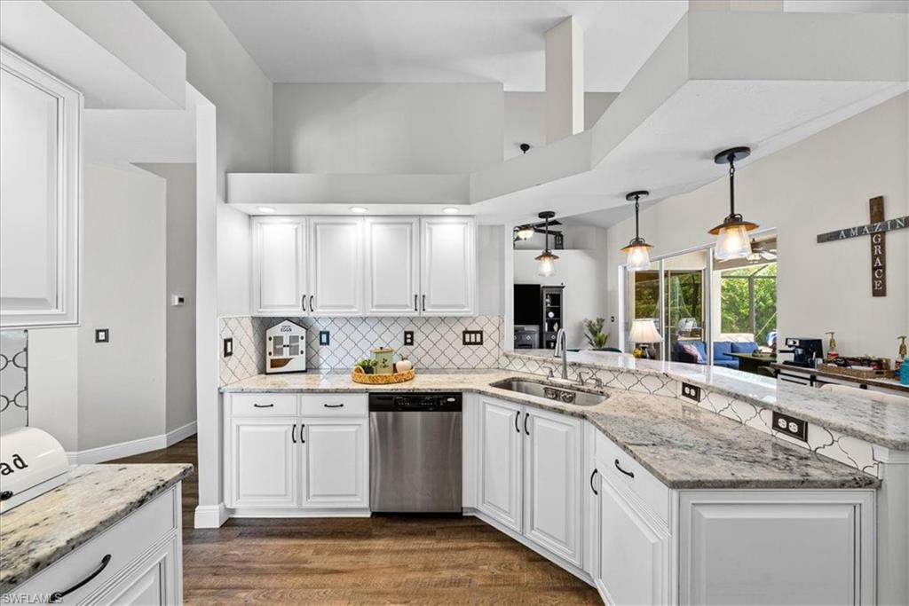 BERKSHIRE LAKES - Residential