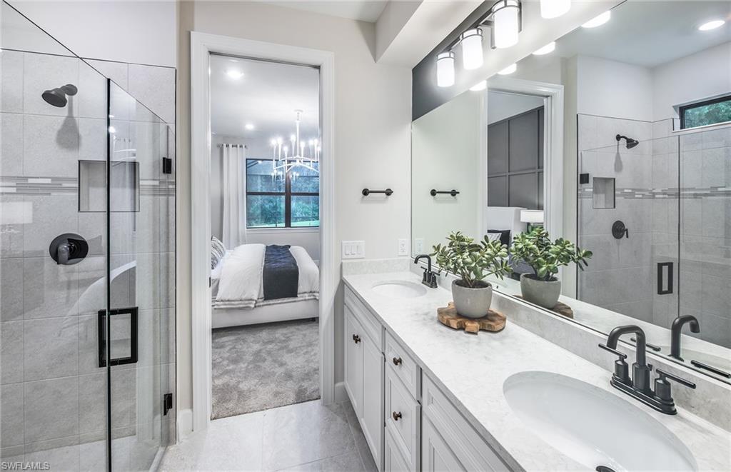 NORTHRIDGE - Residential