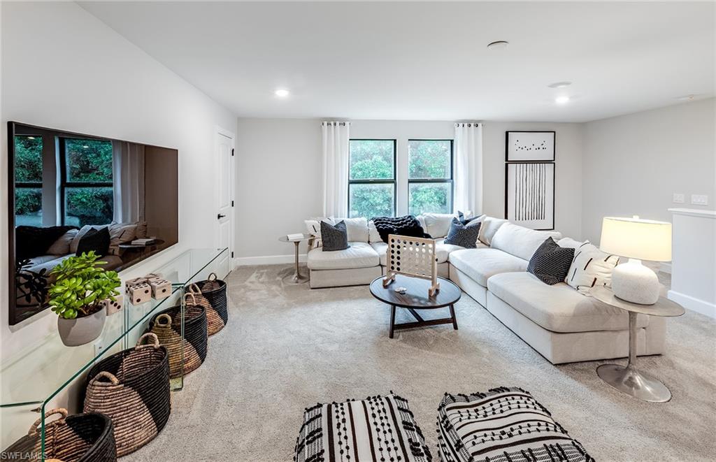 NORTHRIDGE - Residential