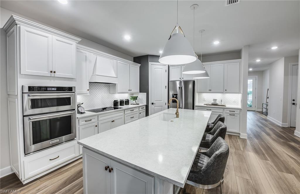 NORTHRIDGE - Residential