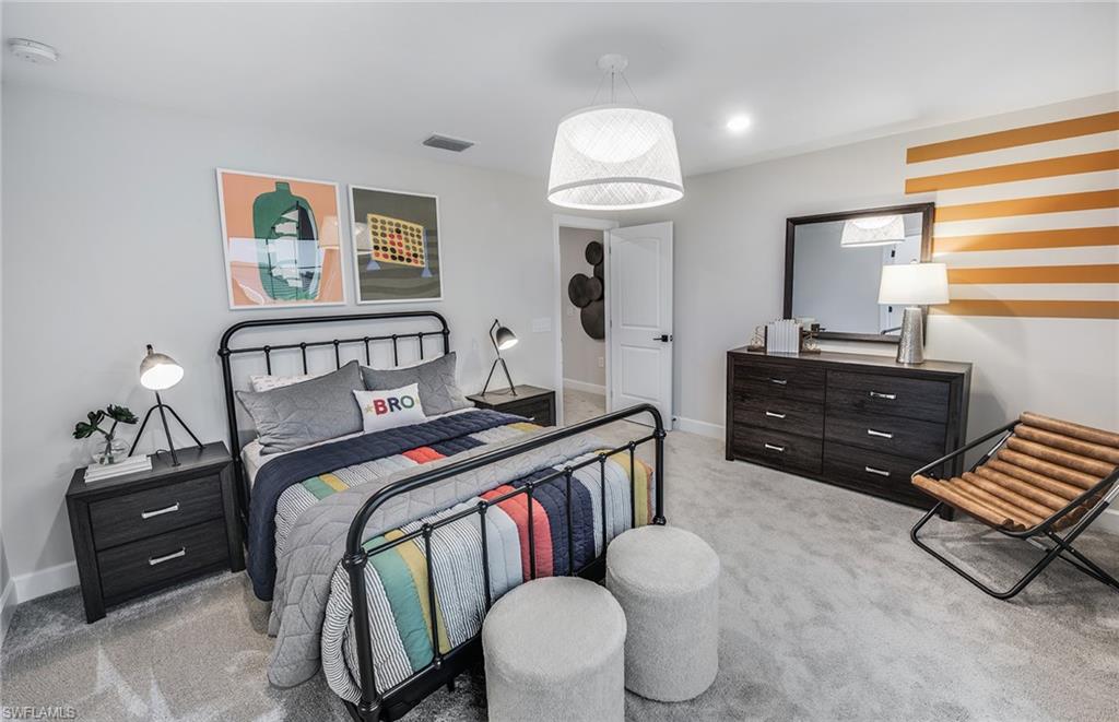 NORTHRIDGE - Residential