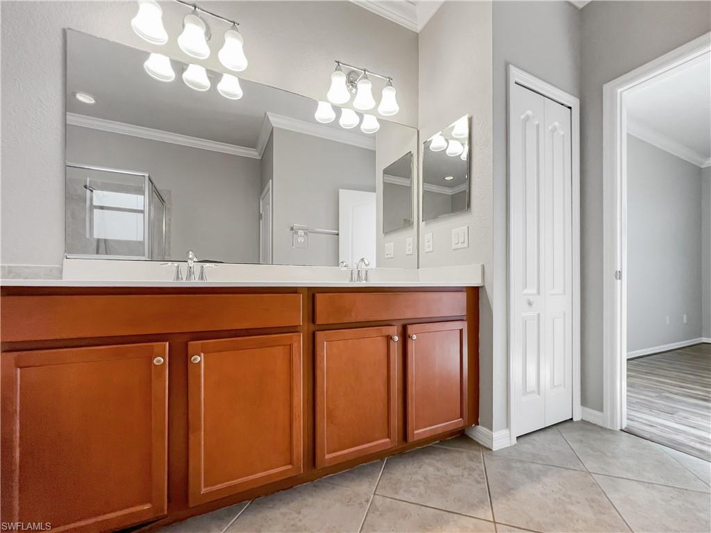PROMENADE WEST - Residential Lease