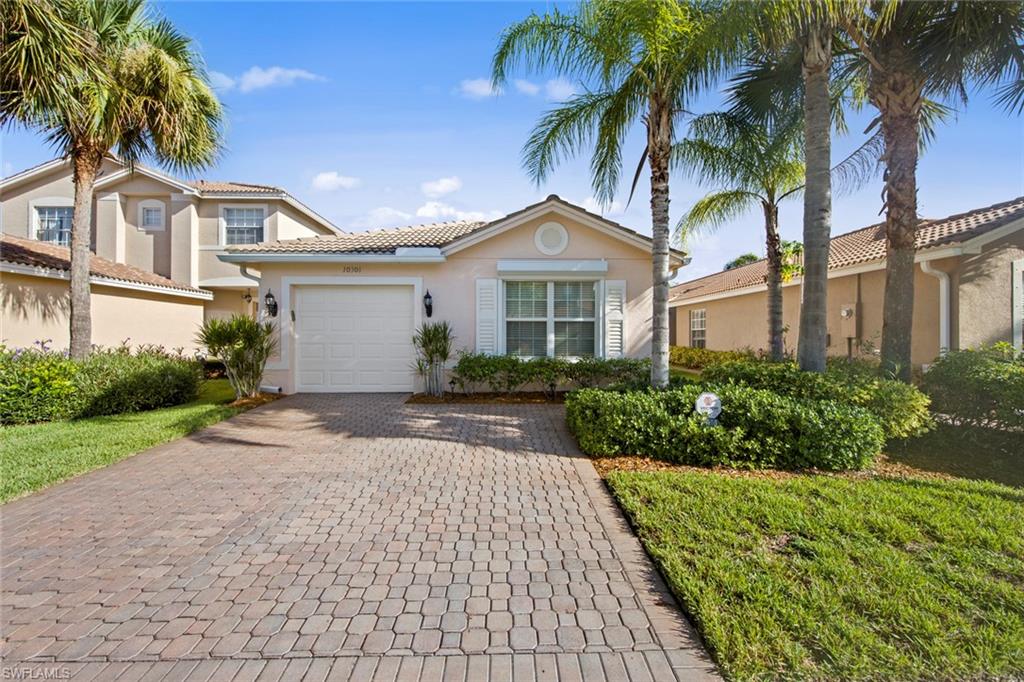 BOTANICA LAKES - Residential