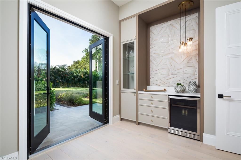 PINE RIDGE - Residential