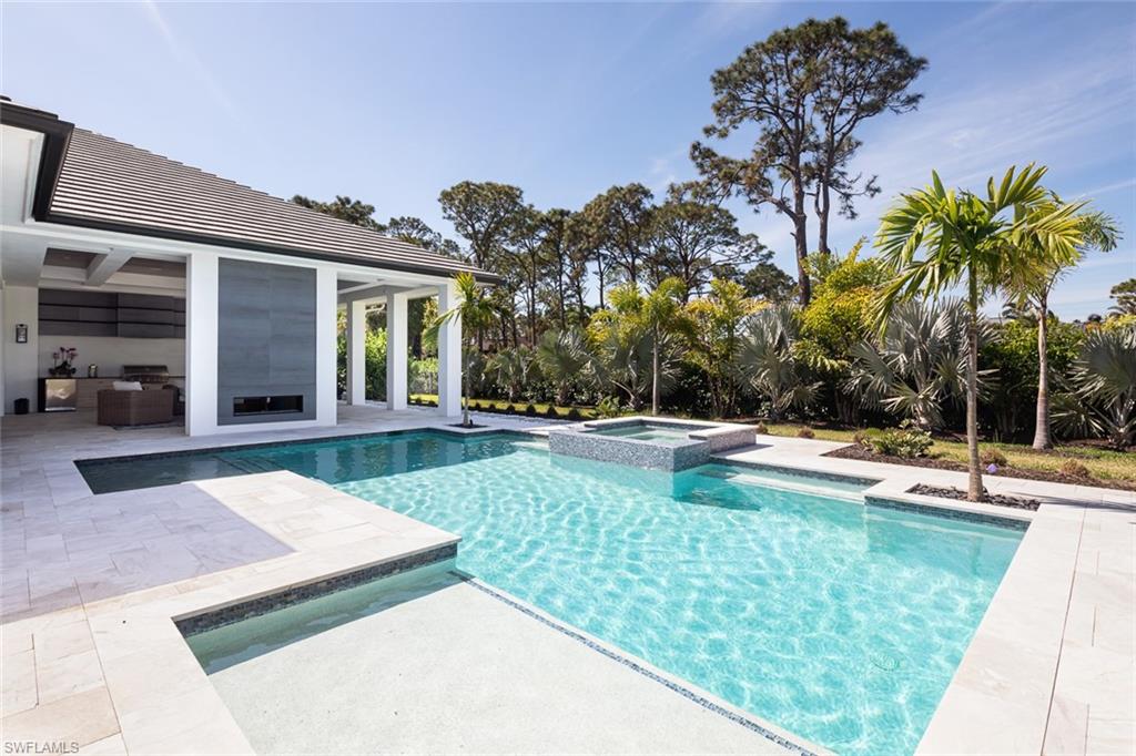 PINE RIDGE - Residential