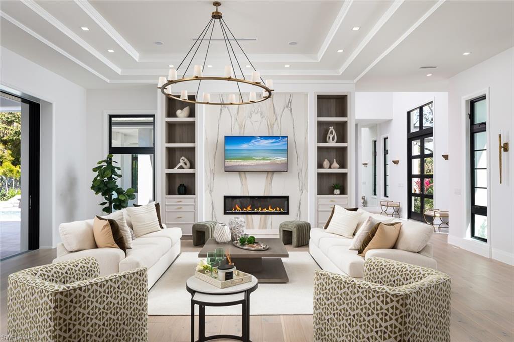 PINE RIDGE - Residential