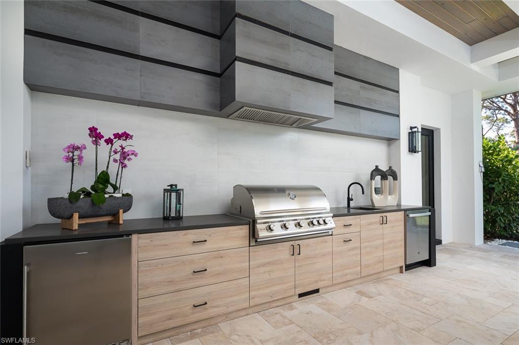PINE RIDGE - Residential