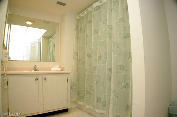 FAIRVIEW ISLES CONDO - Residential