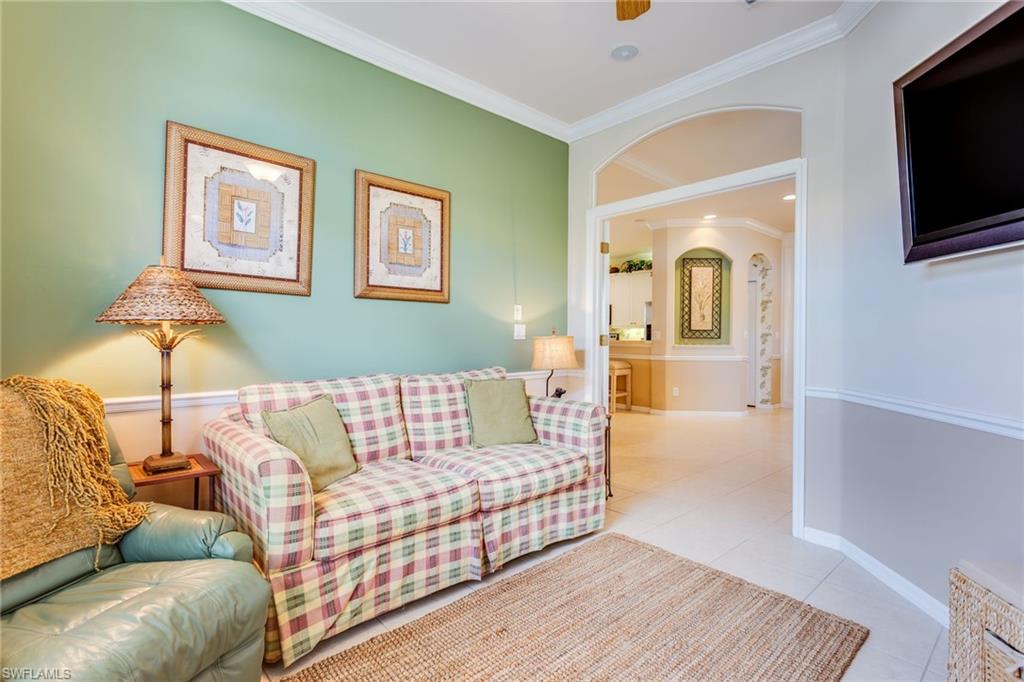 COLONIAL LINKS - Residential