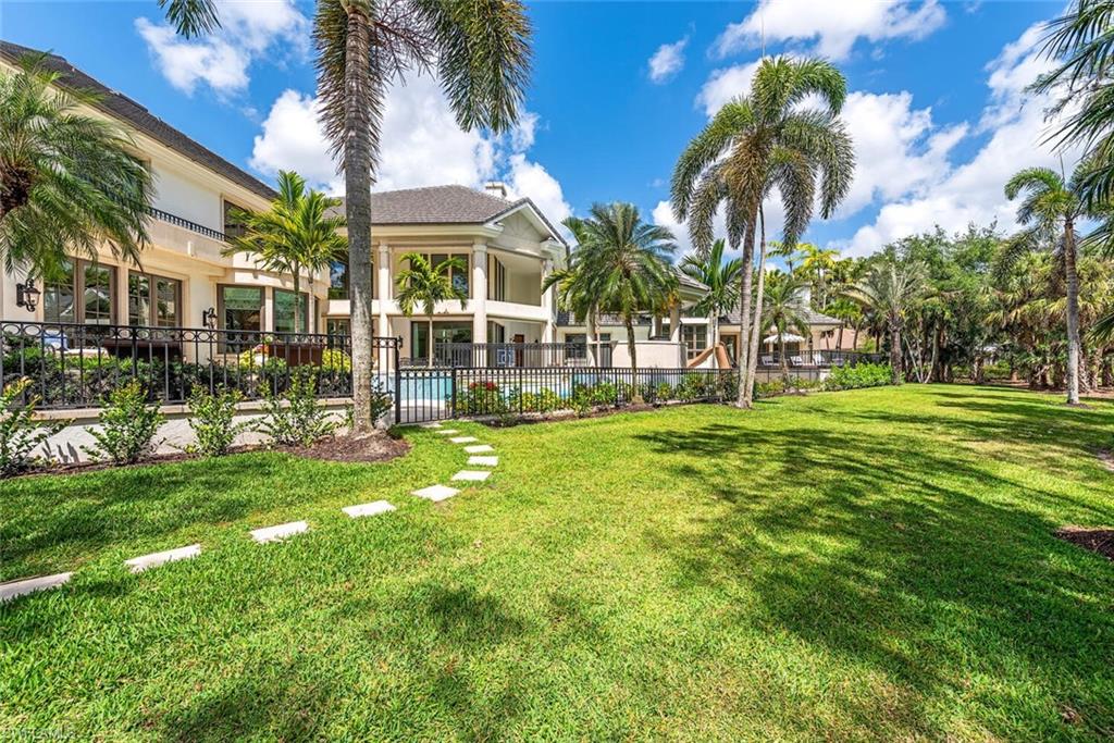 QUAIL WEST - Residential