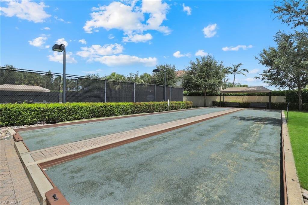 MARBELLA ISLES - Residential