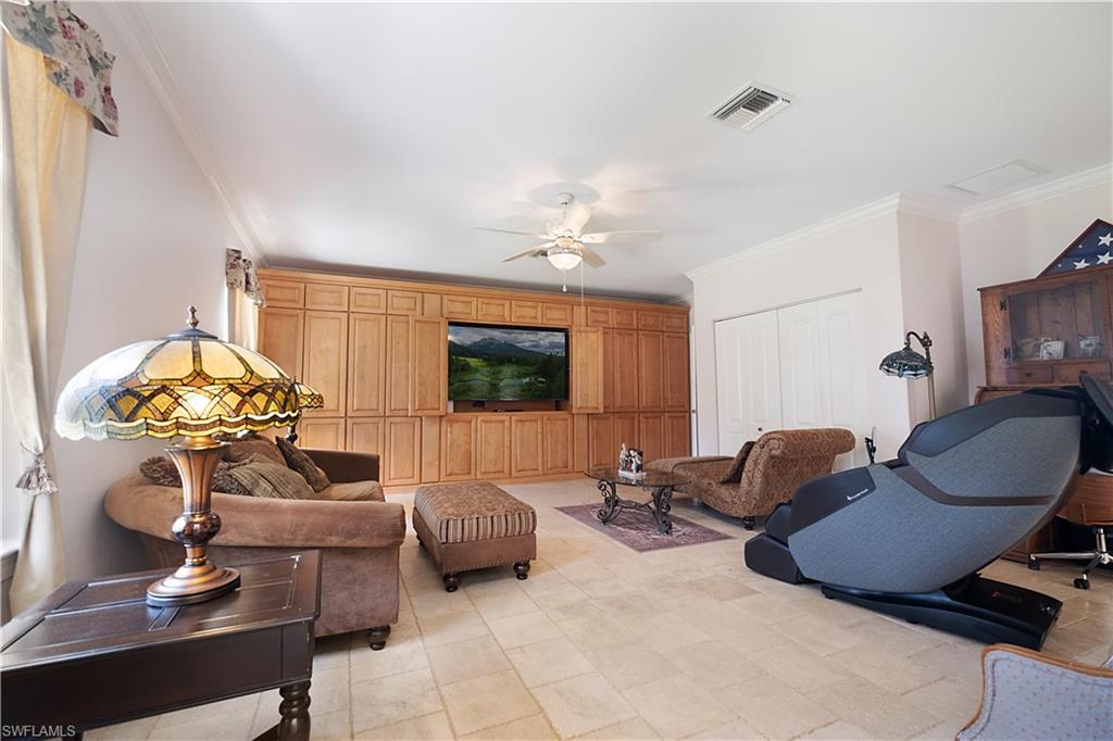 GOLDEN GATE ESTATES - Residential