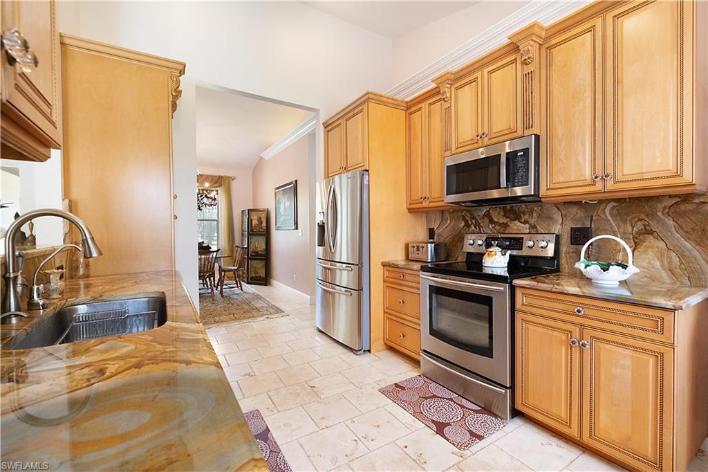 GOLDEN GATE ESTATES - Residential
