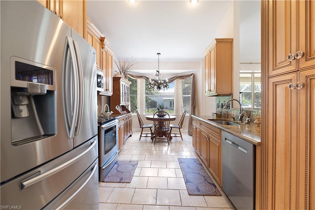 GOLDEN GATE ESTATES - Residential
